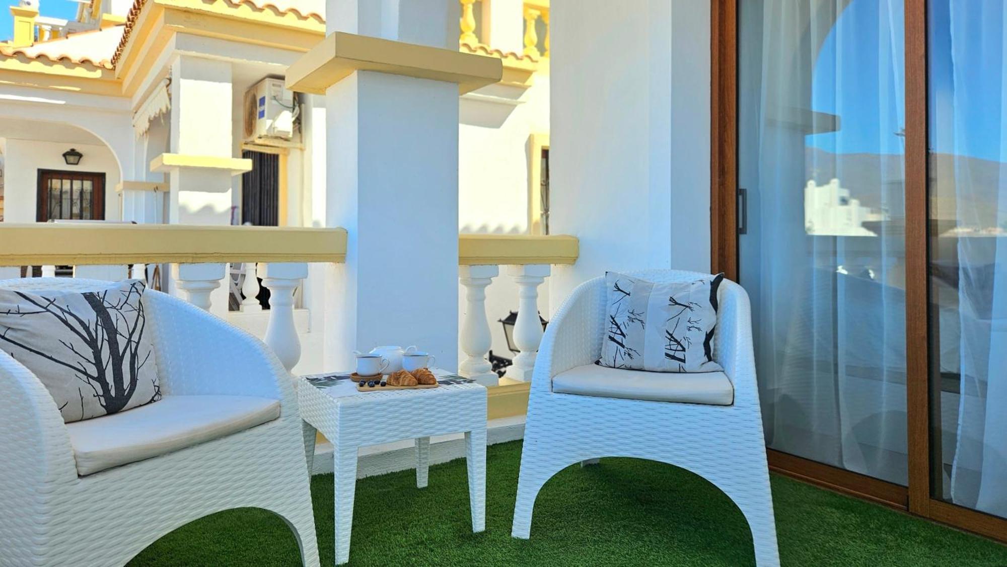 אדחה Paulmarie Family Apartment Ocean&Mountain View מראה חיצוני תמונה